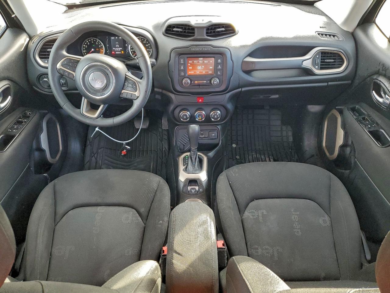 2017 JEEP RENEGADE SPORT photo 15