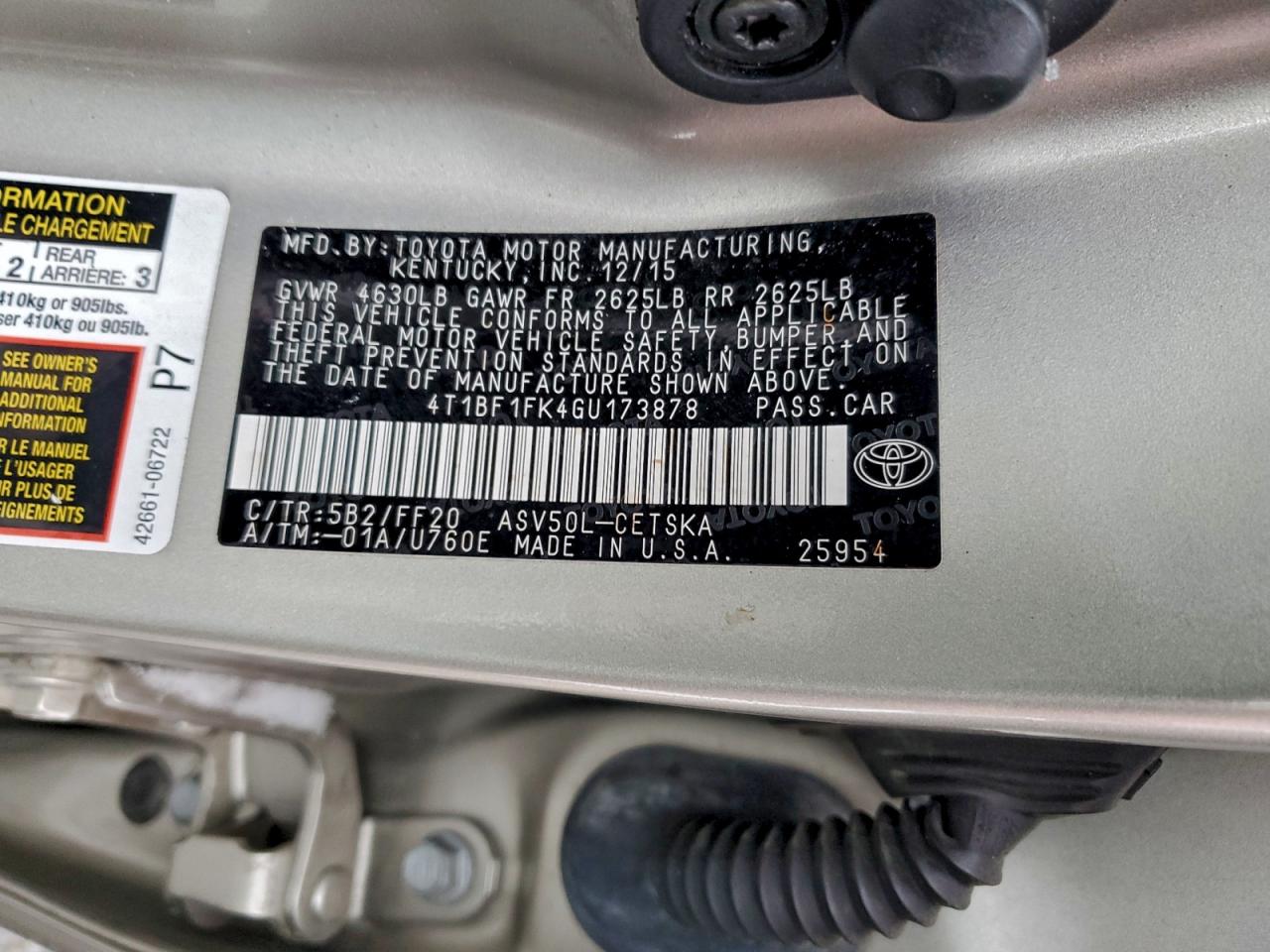 2016 TOYOTA CAMRY LE photo 13