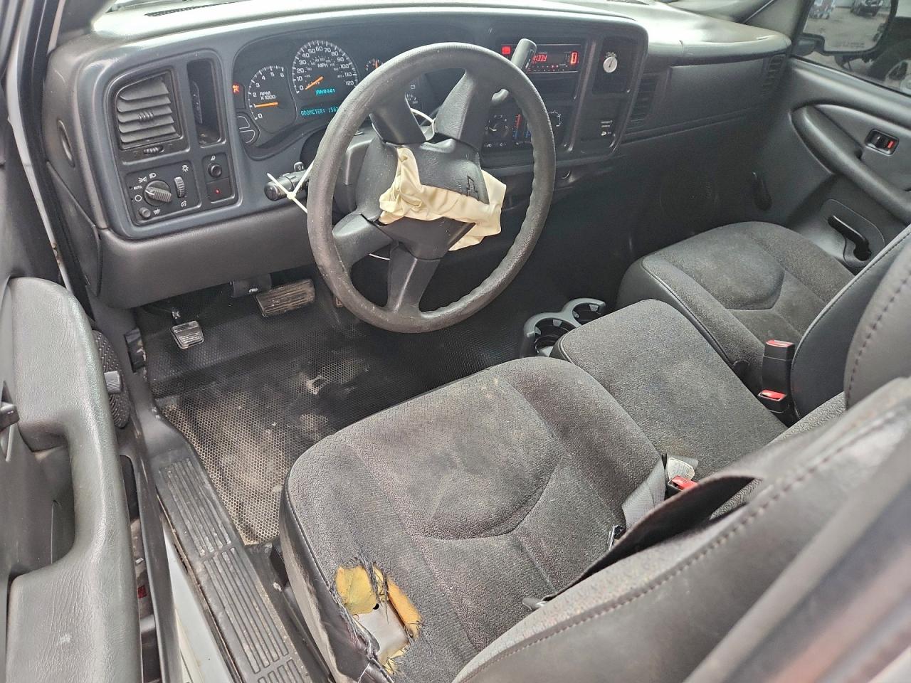 2003 CHEVROLET SILVERADO C1500 photo 8
