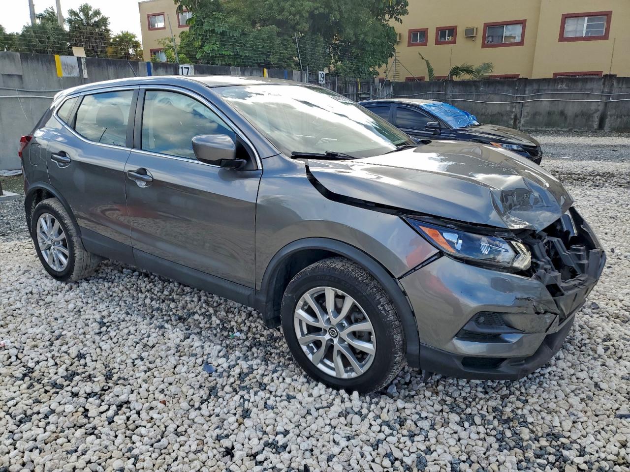 2020 NISSAN ROGUE SPORT S photo 7