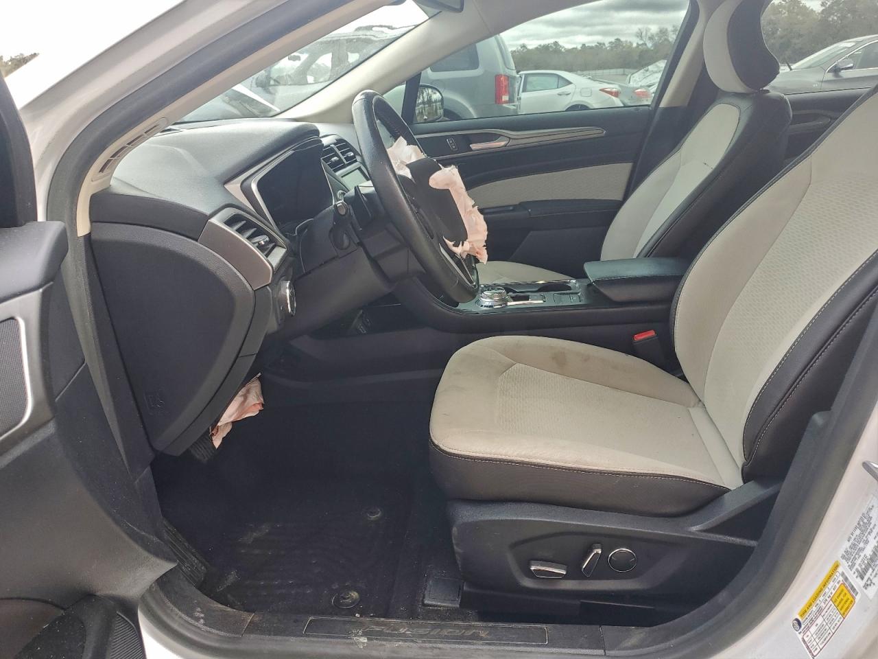 2019 FORD FUSION SE photo 13