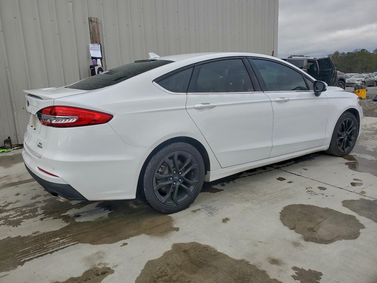 2019 FORD FUSION SE photo 5