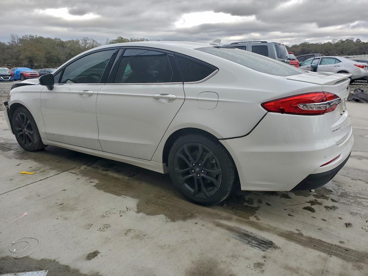 2019 FORD FUSION SE photo 3