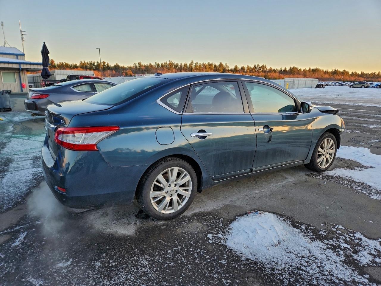 2015 NISSAN SENTRA S photo 7