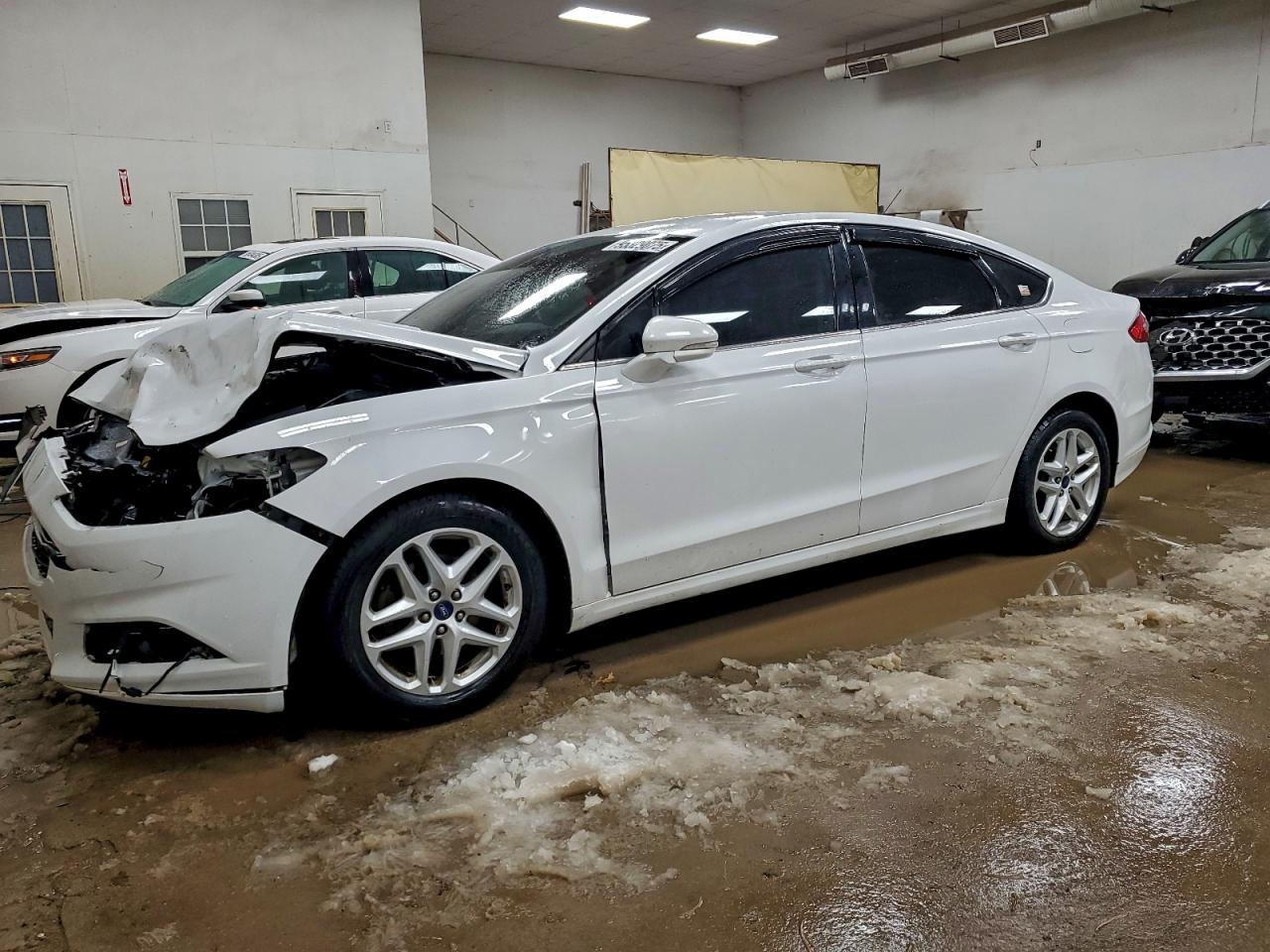 2016 FORD FUSION
