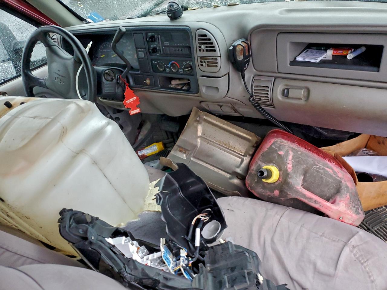 1998 CHEVROLET GMT-400 K2500 photo 8