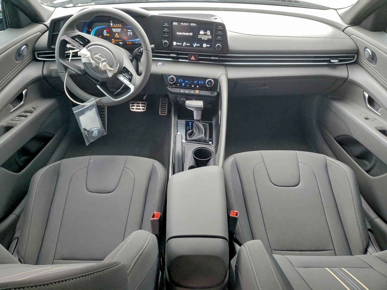 2025 HYUNDAI ELANTRA SEL SPORT photo 8
