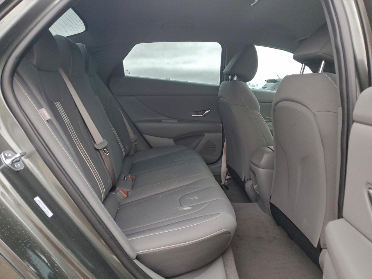 2025 HYUNDAI ELANTRA SEL SPORT photo 10