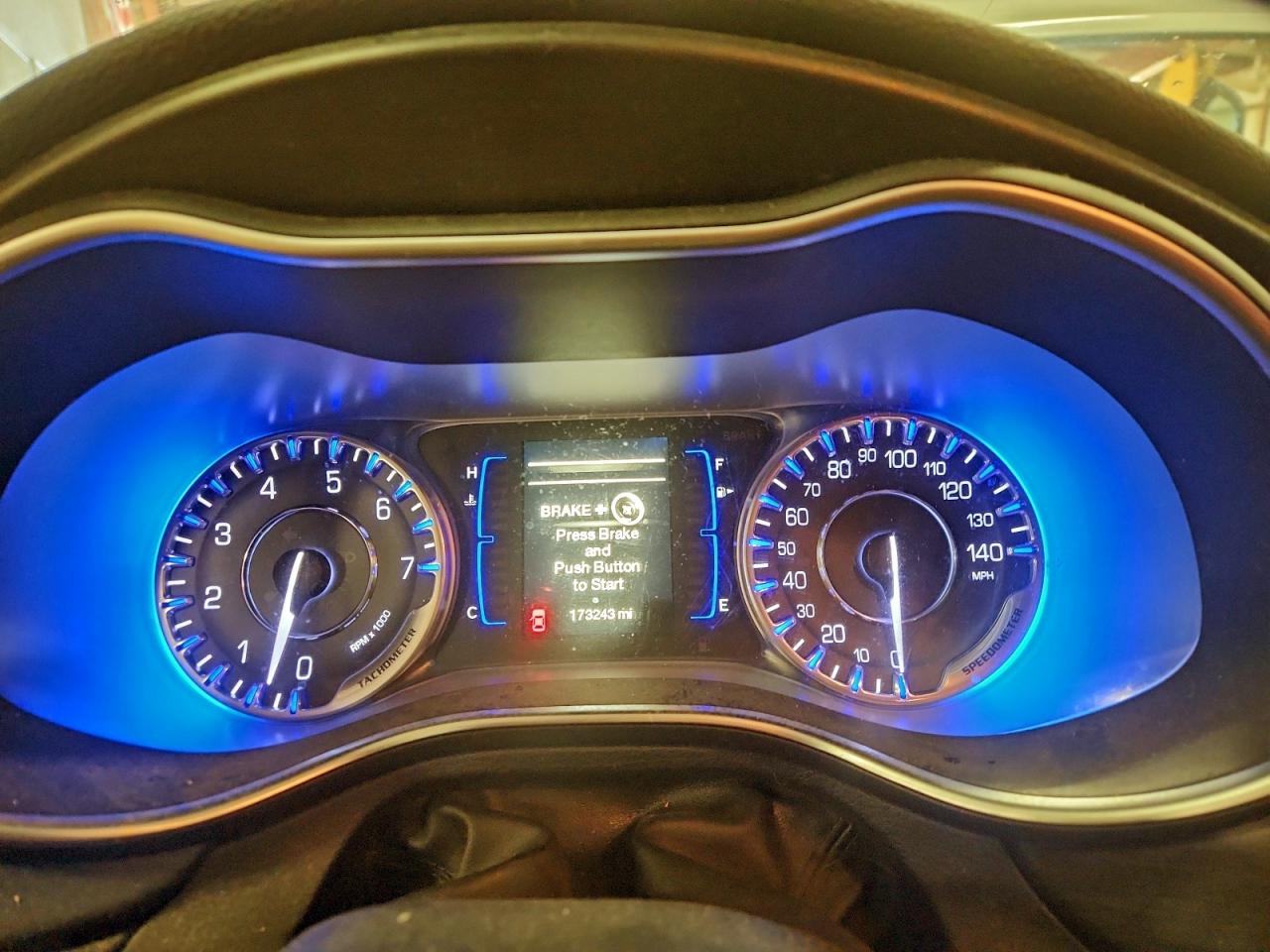 2015 CHRYSLER 200 LIMITED photo 17