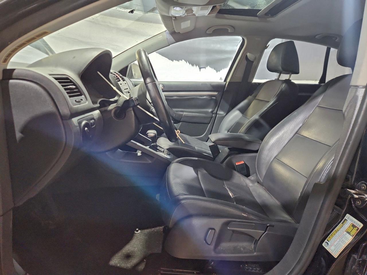 2009 VOLKSWAGEN JETTA SE photo 13