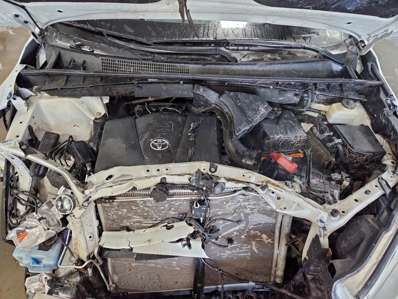 2018 TOYOTA HIGHLANDER SE photo 34