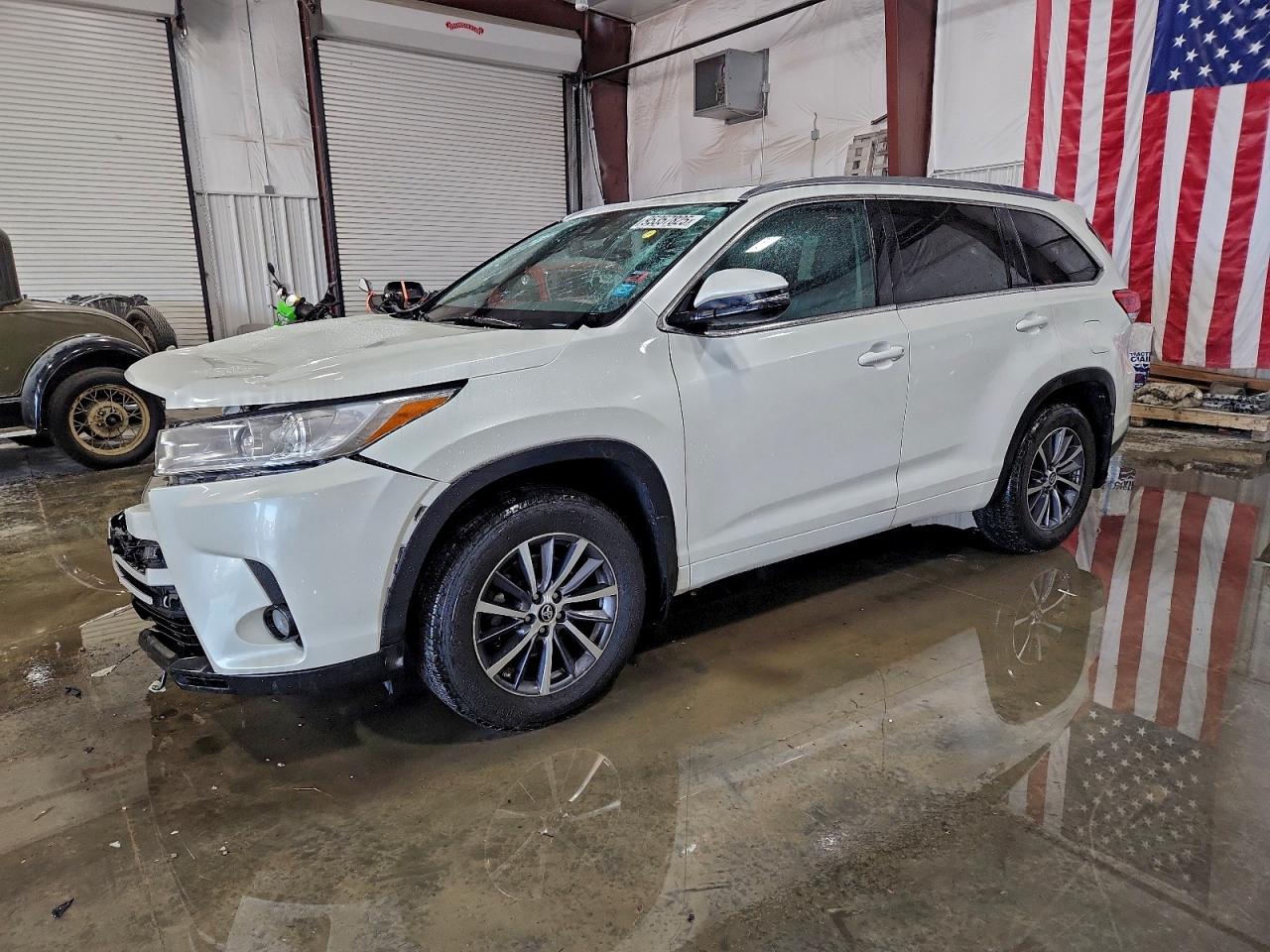 2018 TOYOTA HIGHLANDER