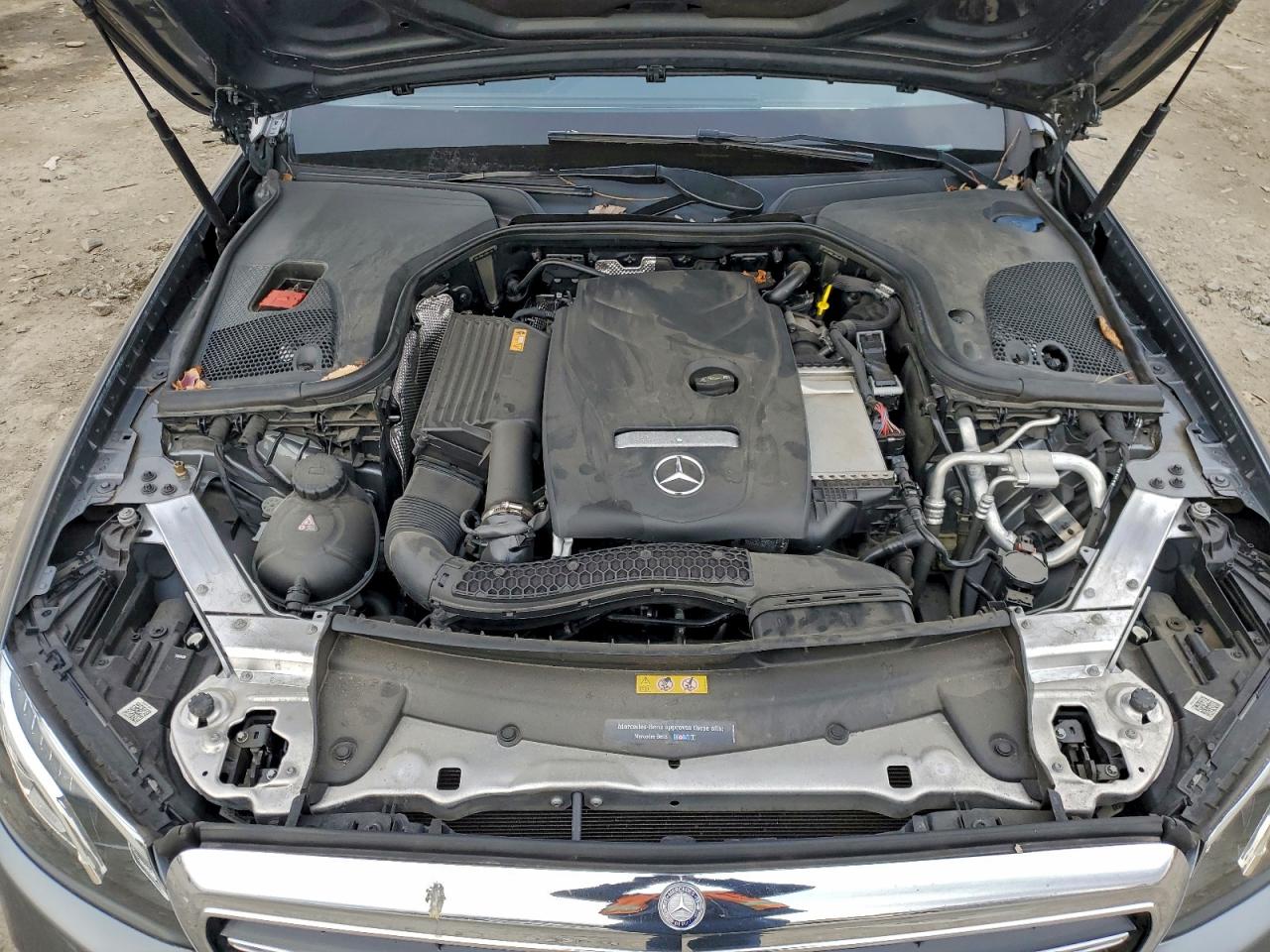 2017 MERCEDES-BENZ E 300 4MATIC photo 41
