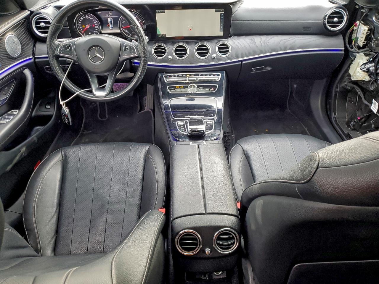 2017 MERCEDES-BENZ E 300 4MATIC photo 29