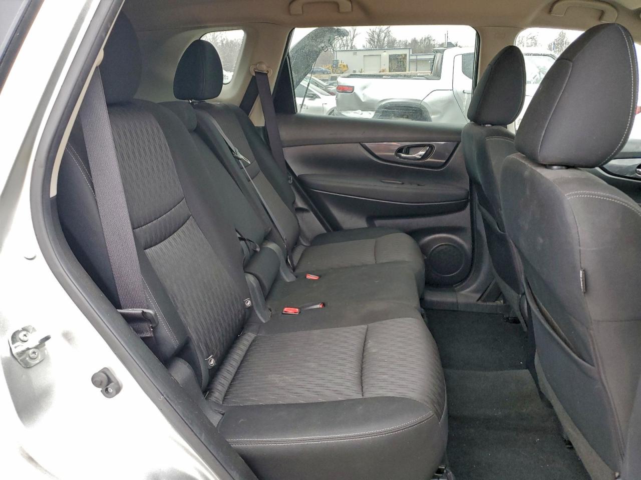 2019 NISSAN ROGUE S photo 21