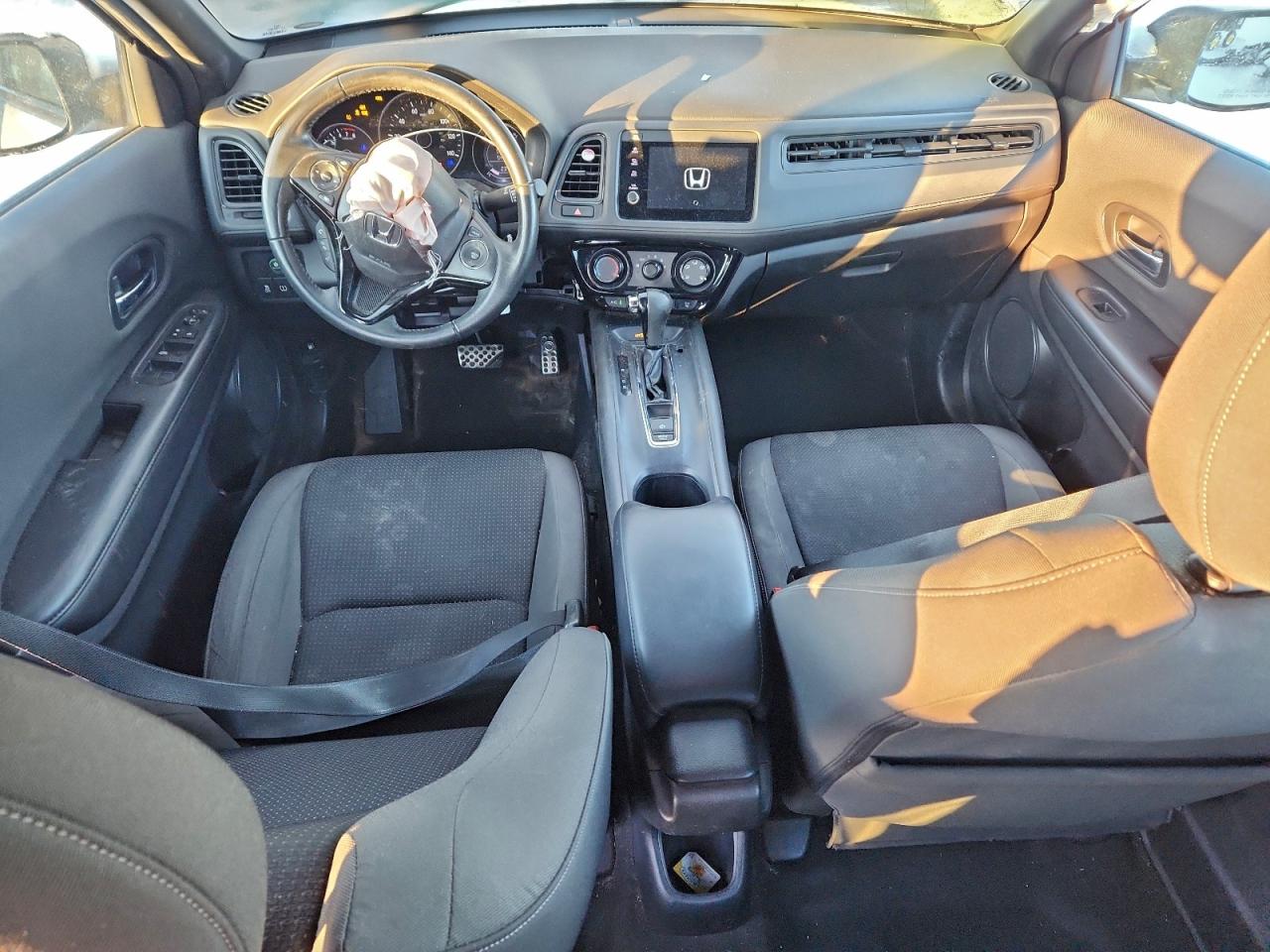 2019 HONDA HR-V SPORT photo 8