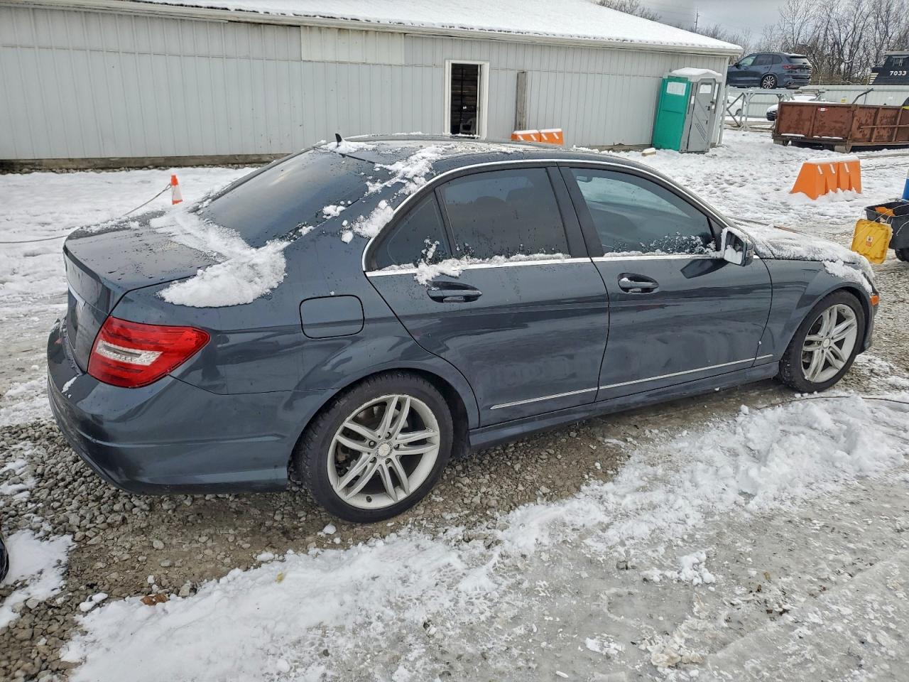 2013 MERCEDES-BENZ C 250 photo 5