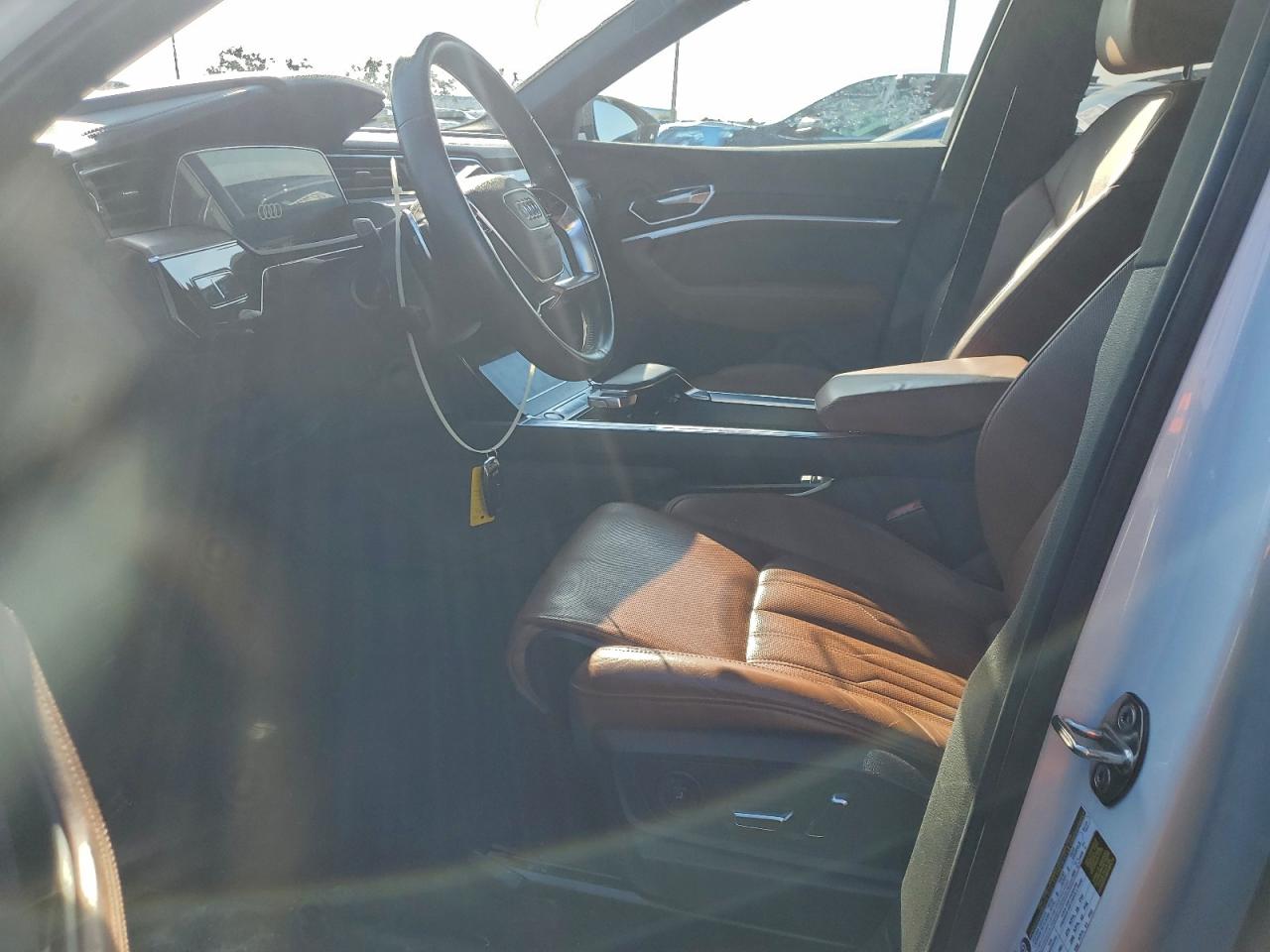 2019 AUDI E-TRON PRESTIGE photo 13