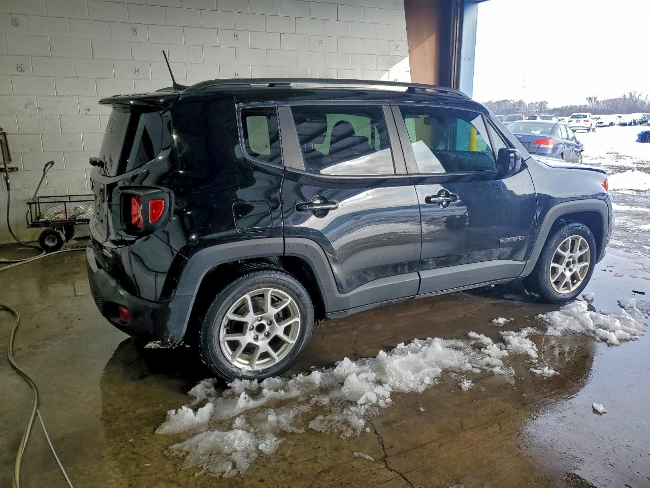 2020 JEEP RENEGADE LATITUDE photo 5