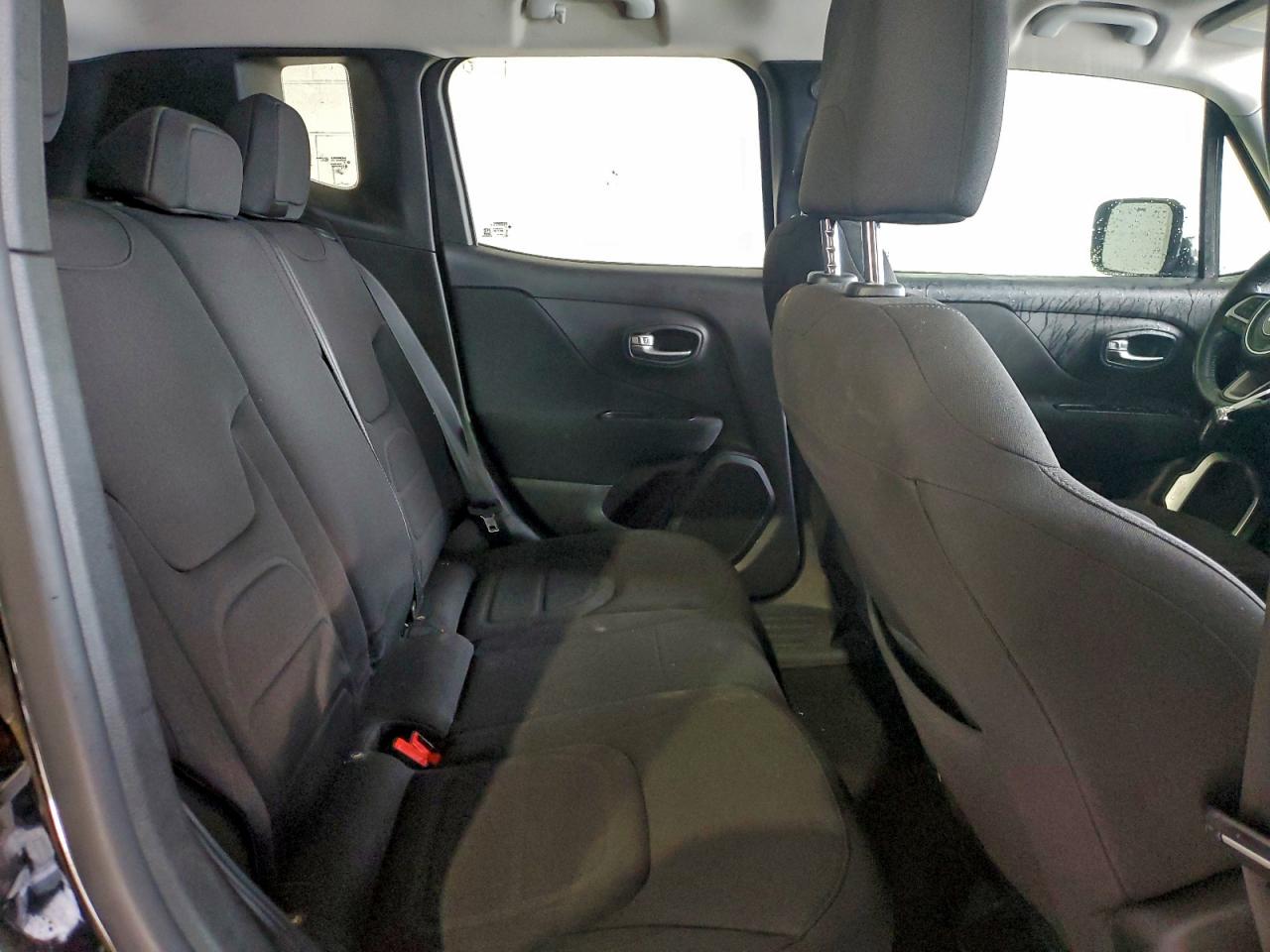2020 JEEP RENEGADE LATITUDE photo 19