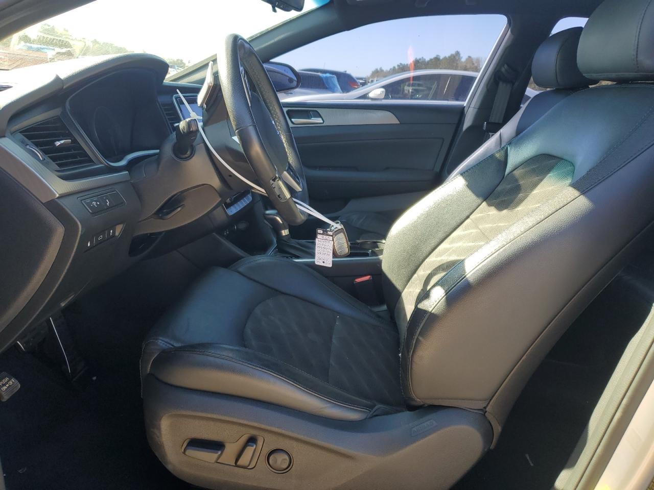 2018 HYUNDAI SONATA SPORT photo 13