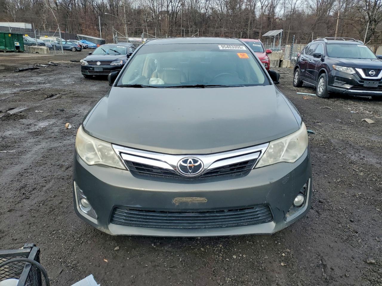 2012 TOYOTA CAMRY XLE V6 photo 9