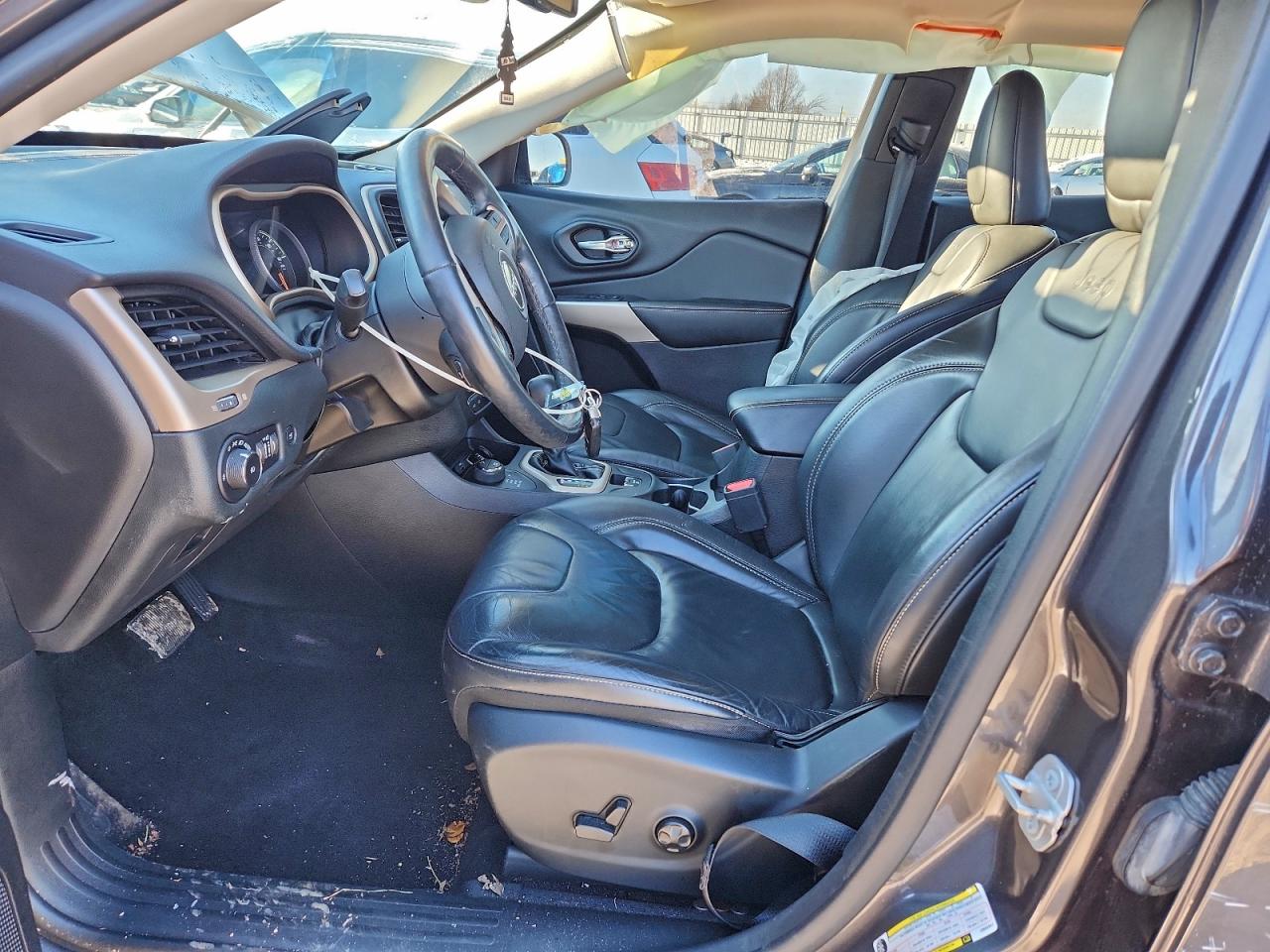 2018 JEEP CHEROKEE LIMITED photo 13