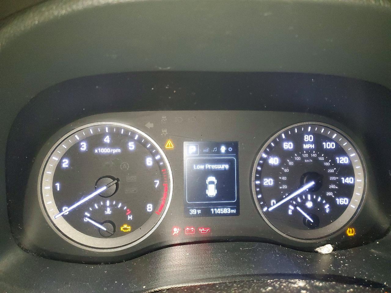 2018 HYUNDAI TUCSON SEL photo 9