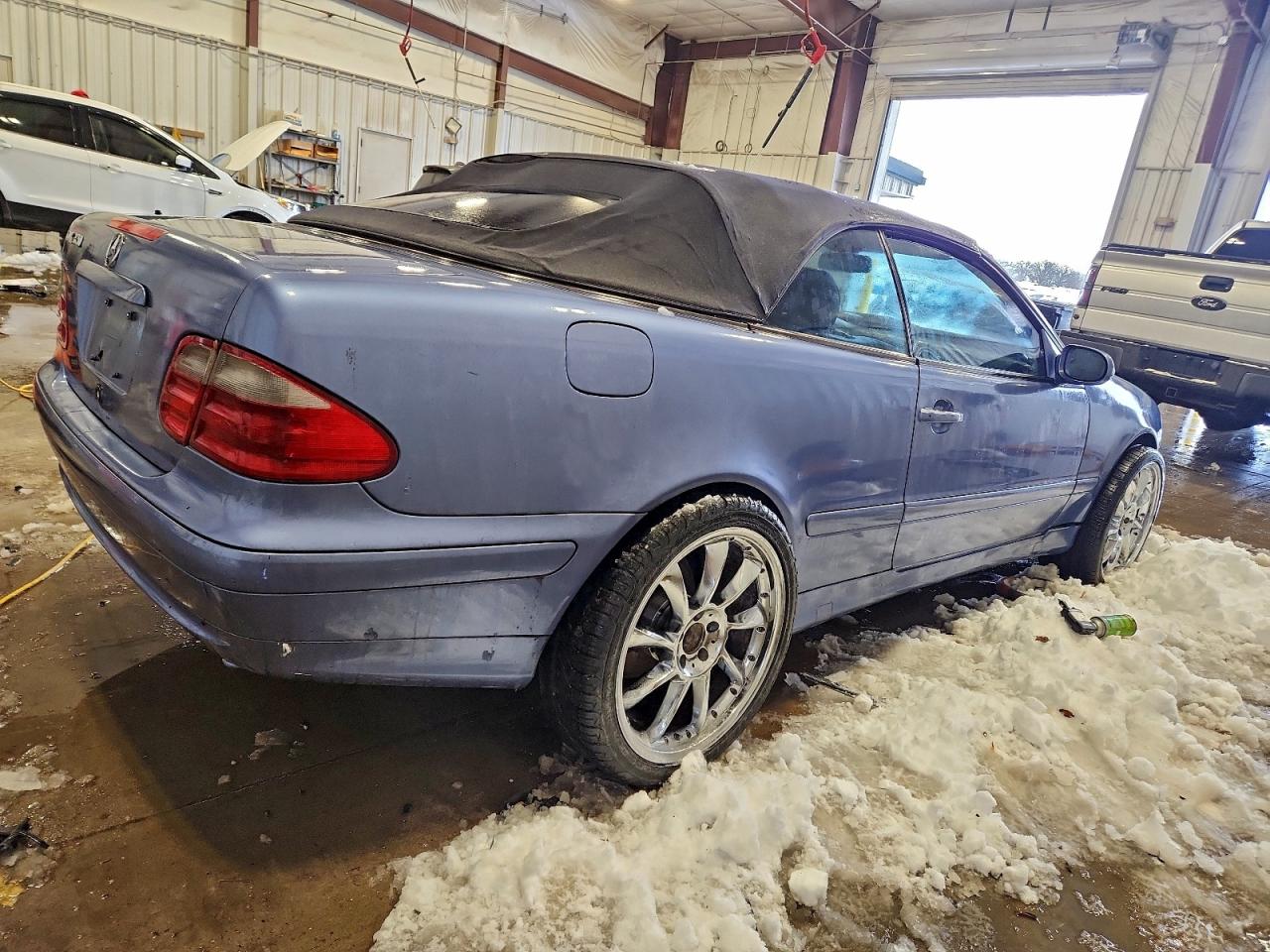 2001 MERCEDES-BENZ CLK 320 photo 5