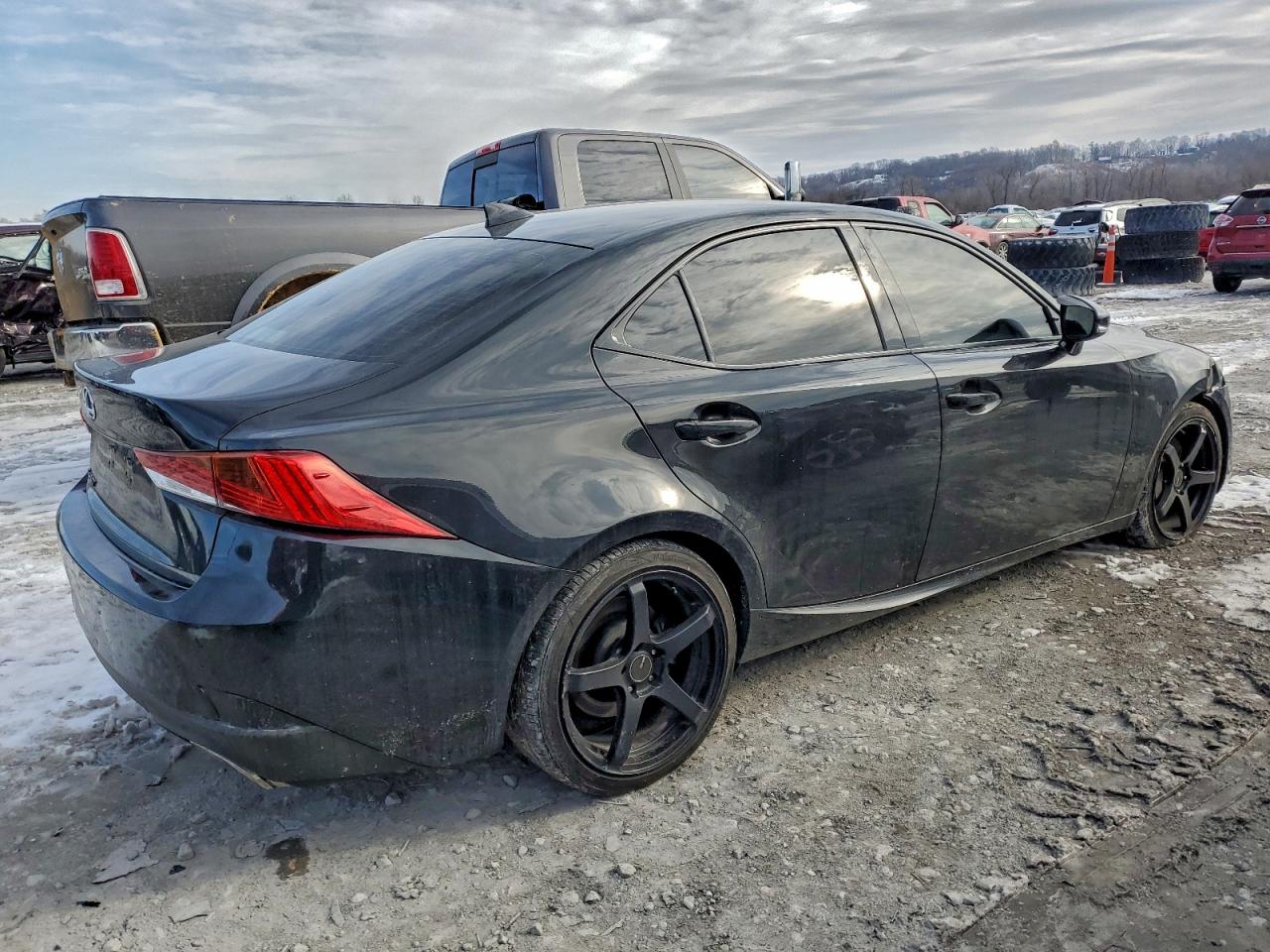 2017 LEXUS IS photo 3