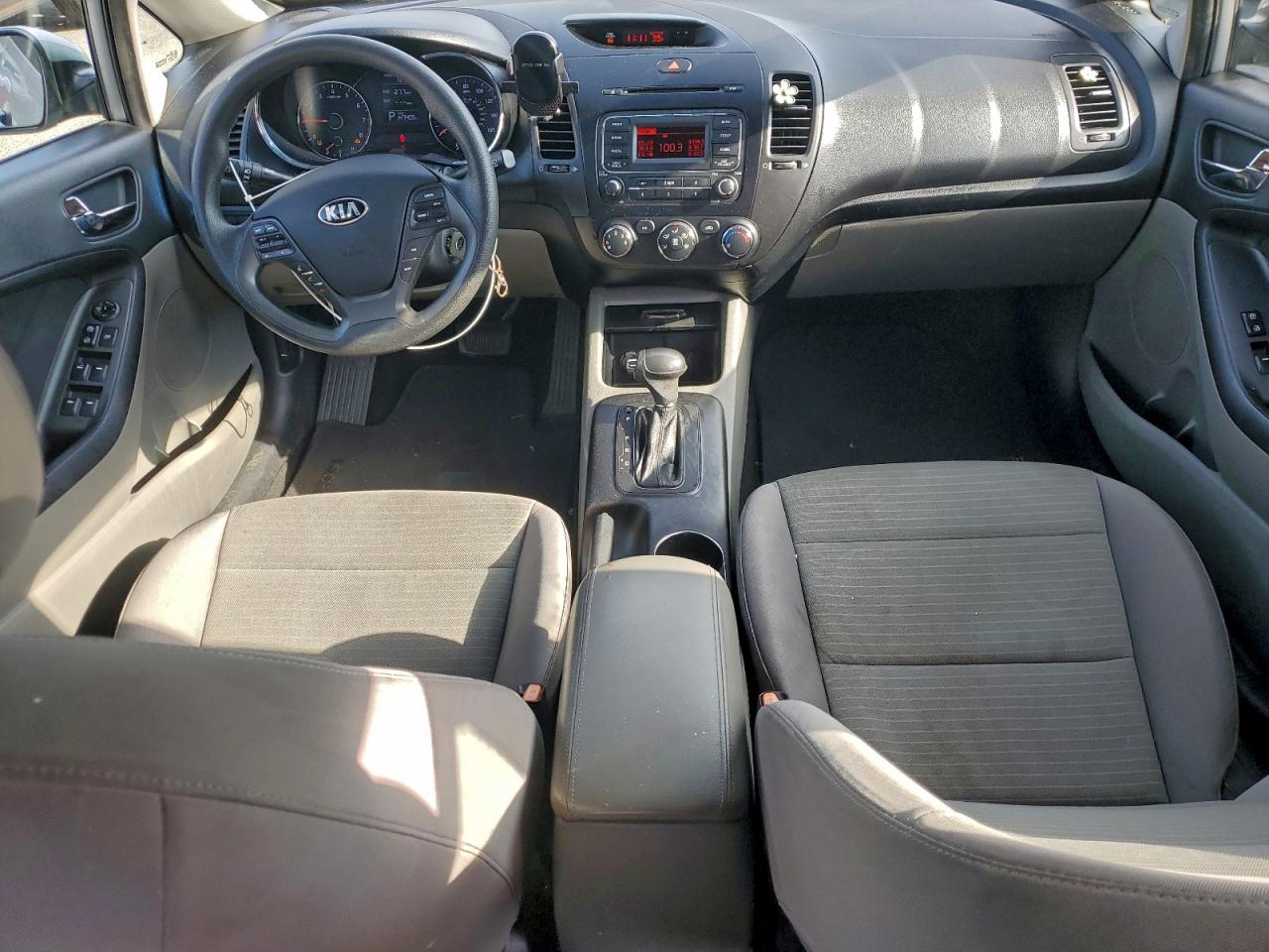 2014 KIA FORTE photo 8