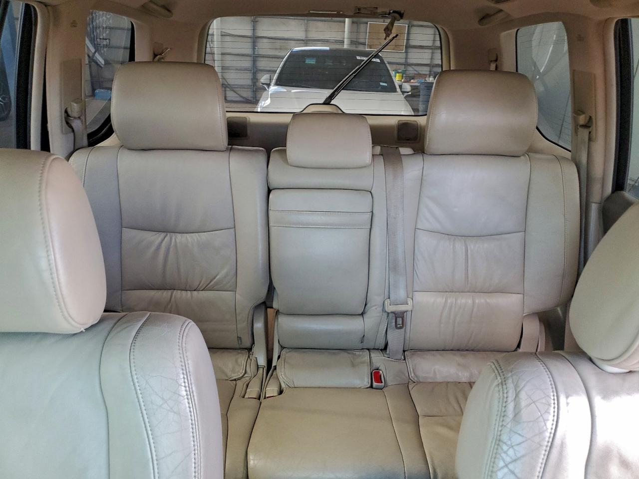 2004 LEXUS GX 470 photo 19