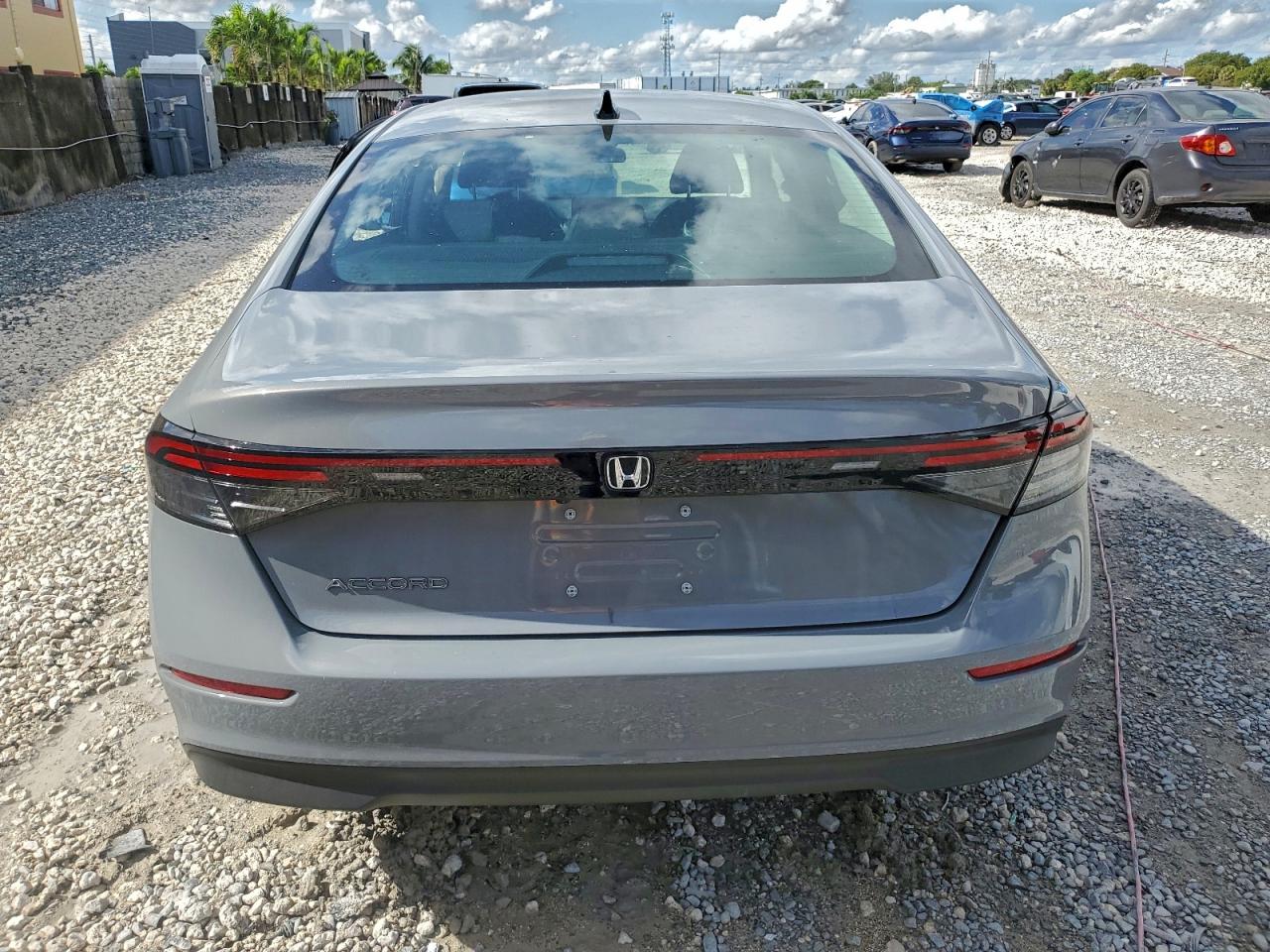 2025 HONDA ACCORD SE photo 16