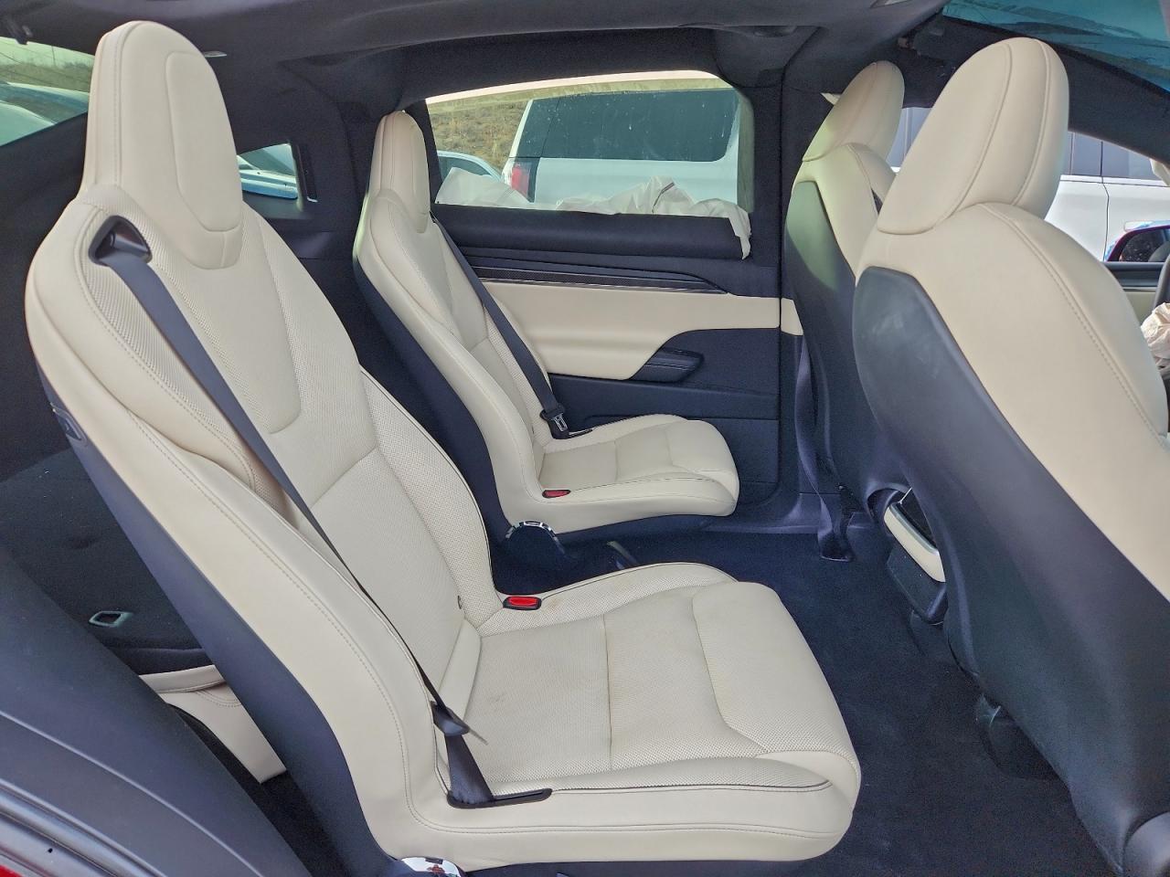 2024 TESLA MODEL X photo 11
