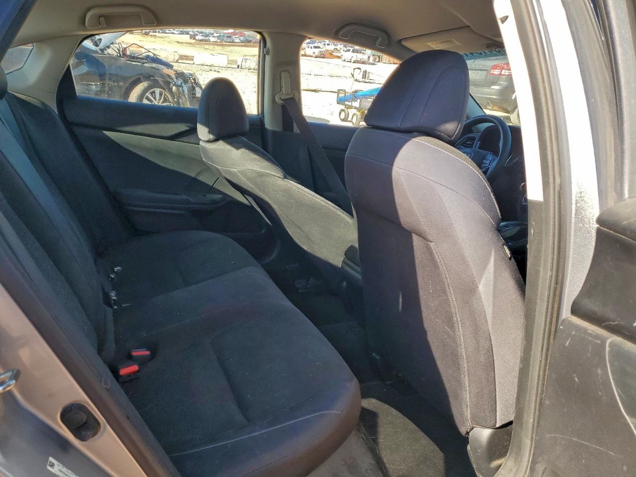 2019 HONDA INSIGHT LX photo 28