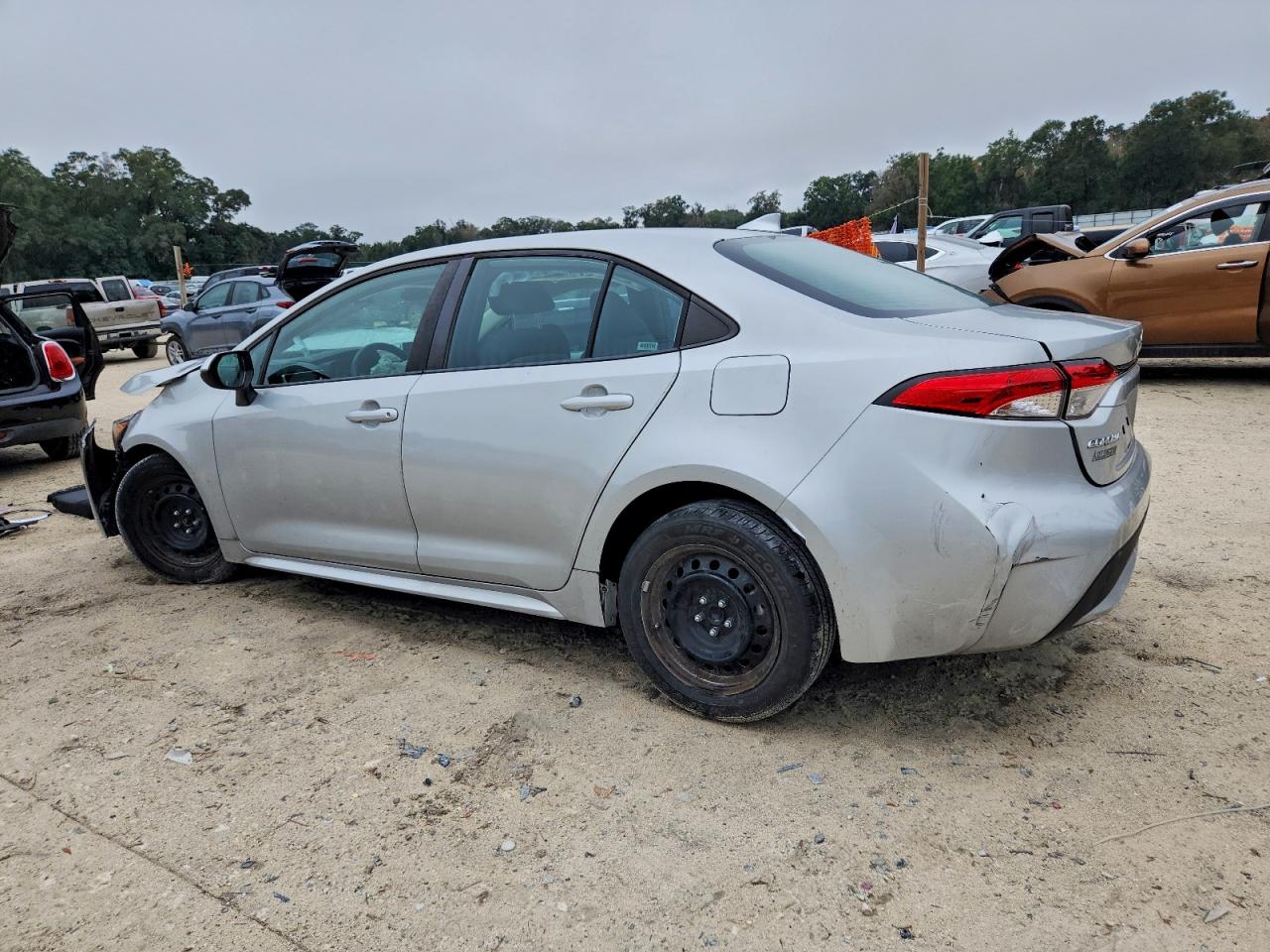 2020 TOYOTA COROLLA LE photo 4