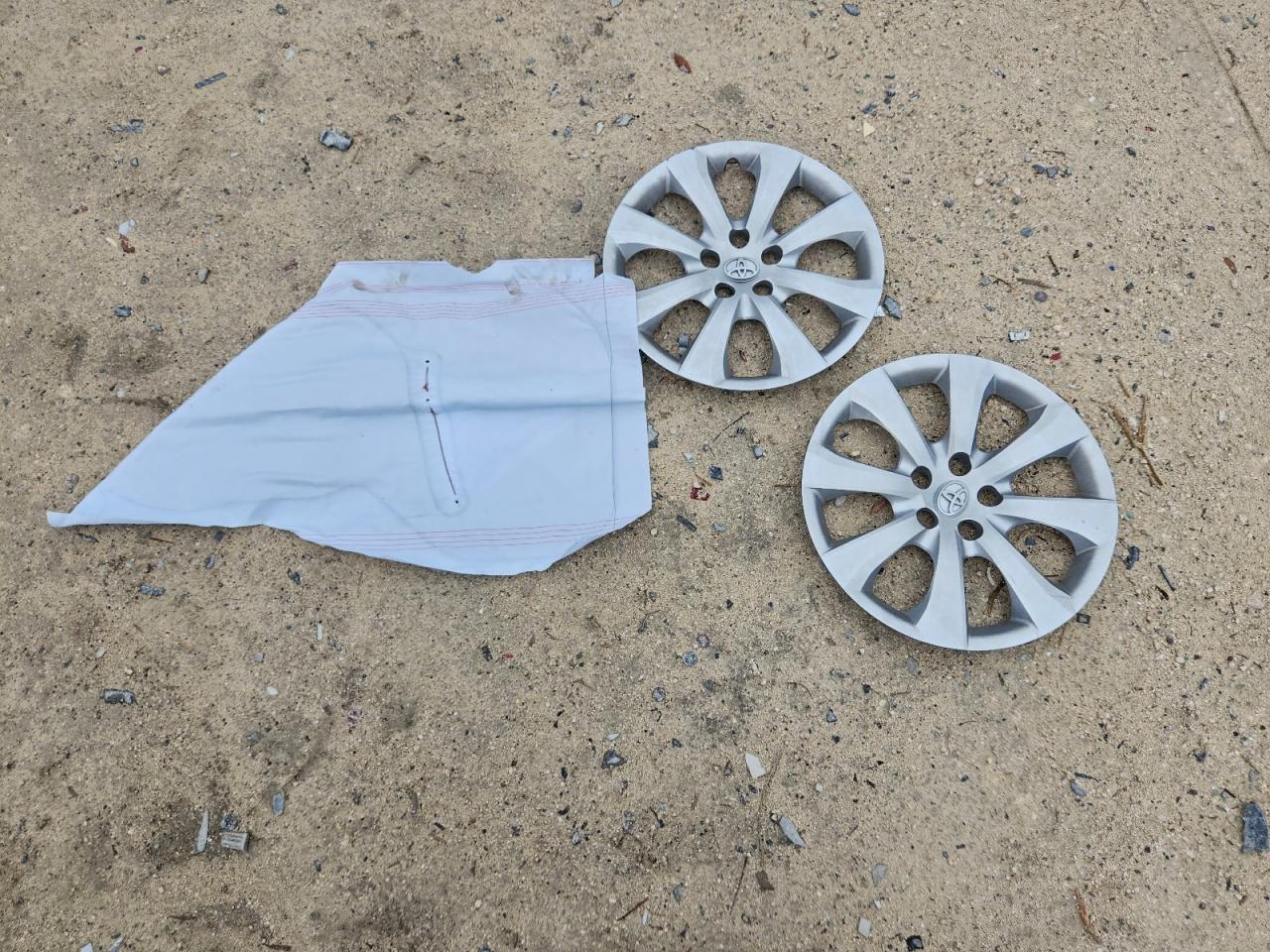 2020 TOYOTA COROLLA LE photo 34