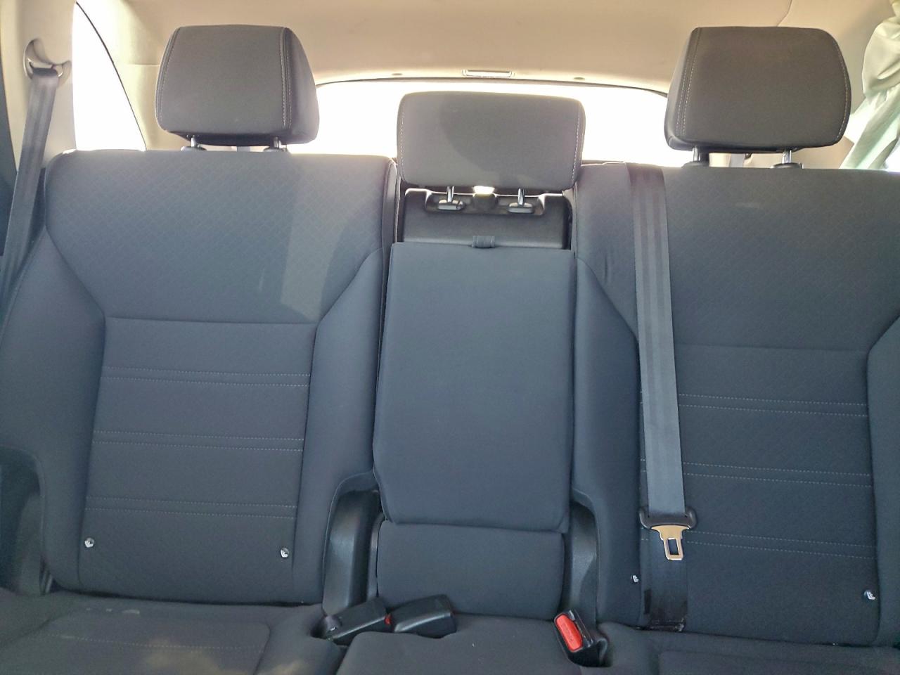 2016 KIA SORENTO LX photo 10