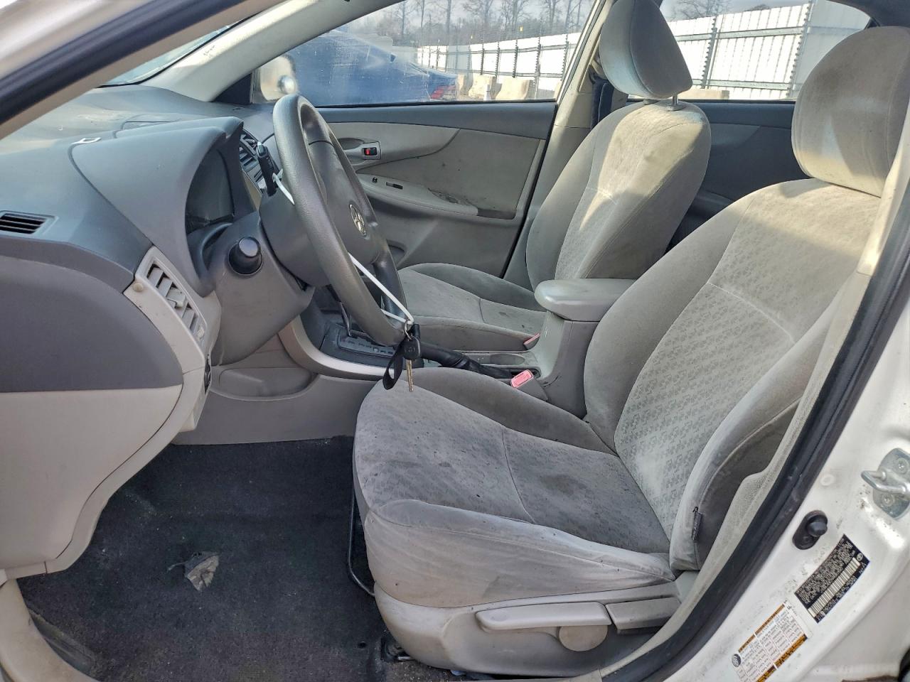 2009 TOYOTA COROLLA BASE photo 7