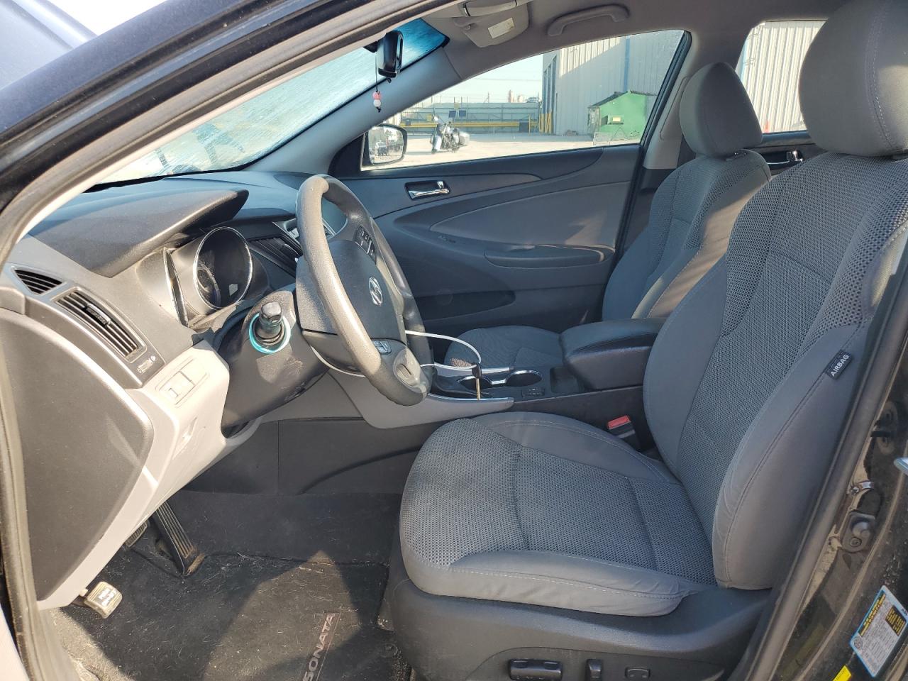 2014 HYUNDAI SONATA GLS photo 7