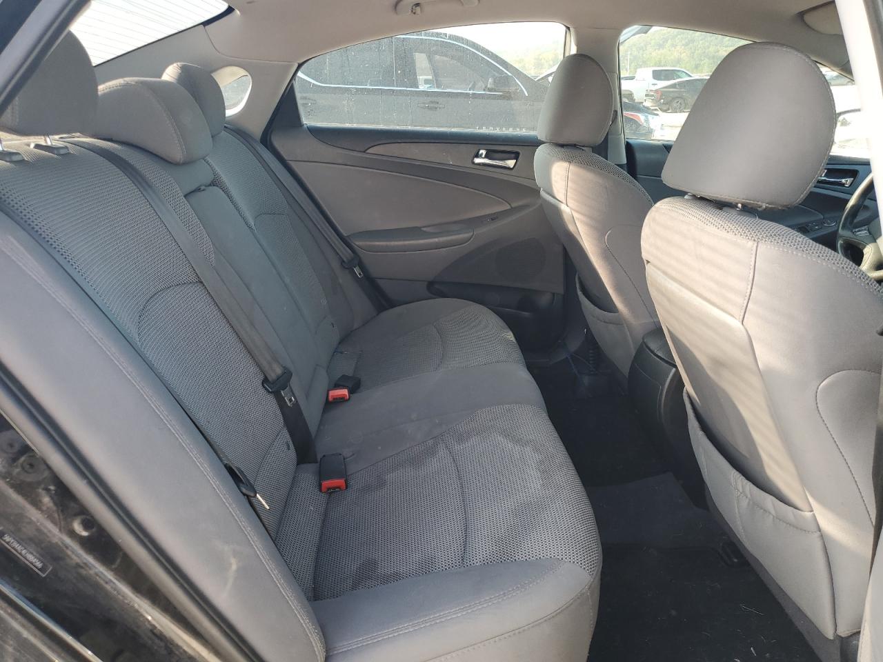 2014 HYUNDAI SONATA GLS photo 10