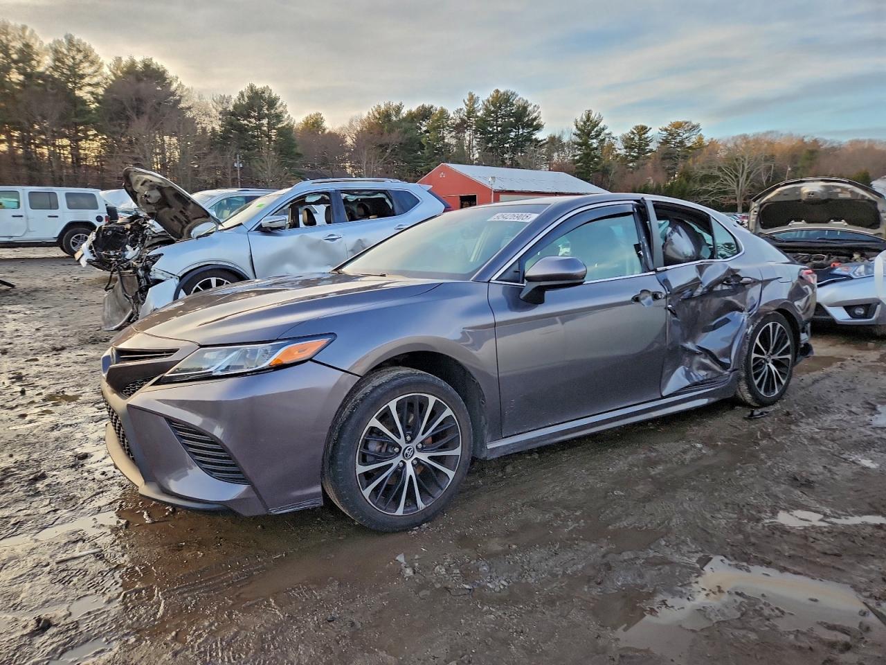 2018 TOYOTA CAMRY