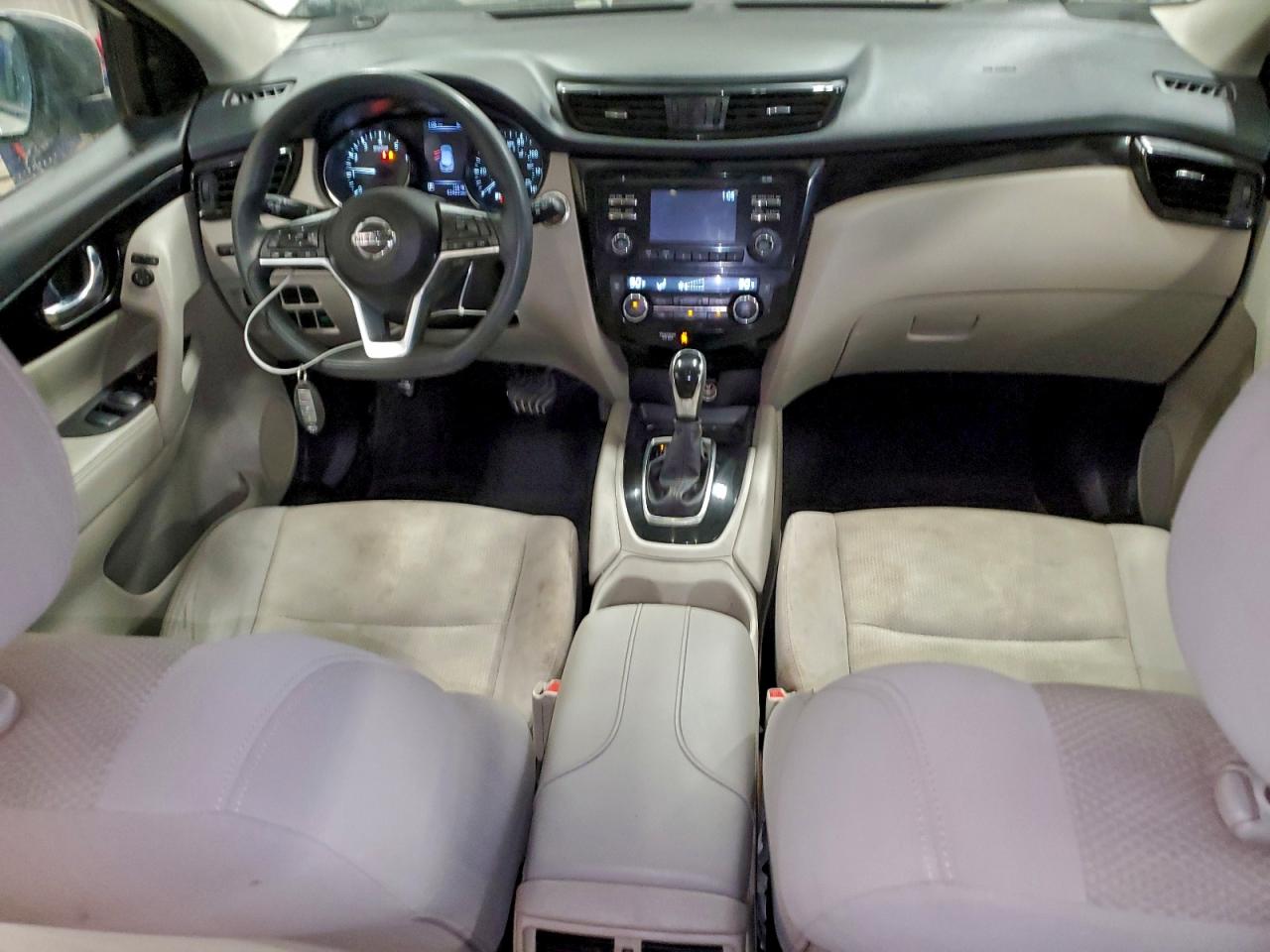 2018 NISSAN ROGUE SPORT S photo 22