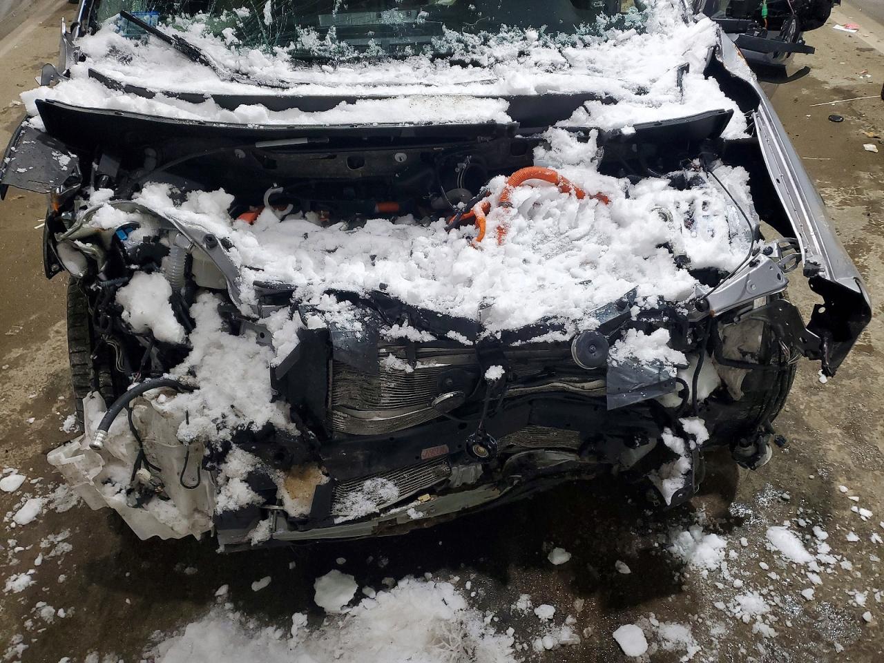 2018 TOYOTA RAV4 HV LIMITED photo 12