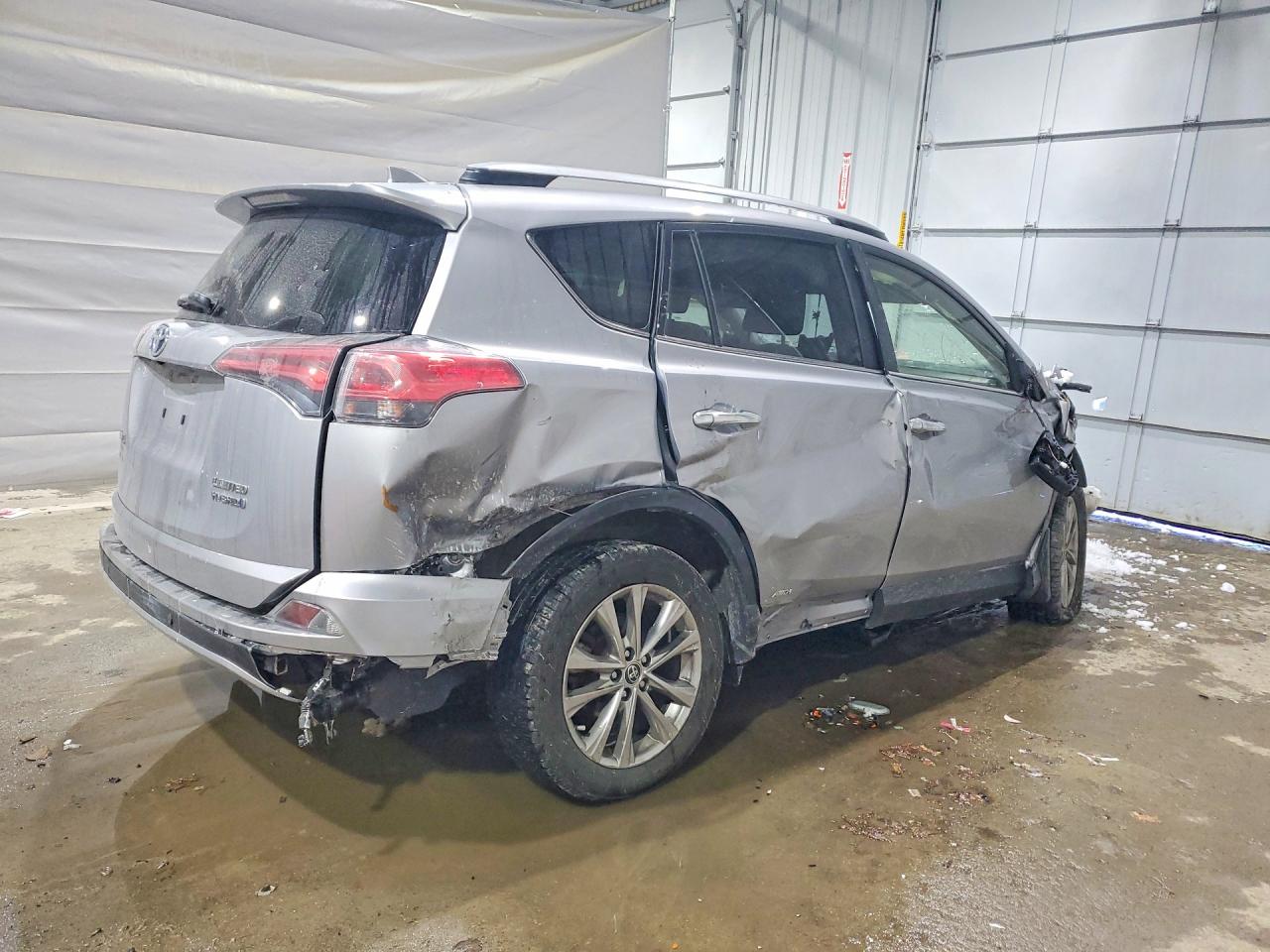 2018 TOYOTA RAV4 HV LIMITED photo 3