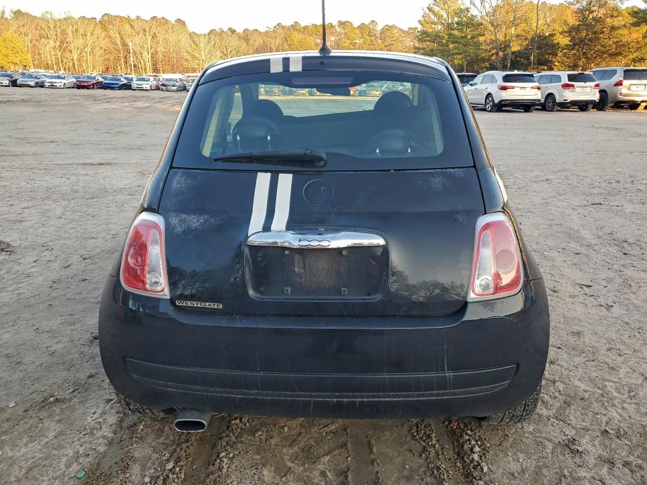 2015 FIAT 500 POP photo 11