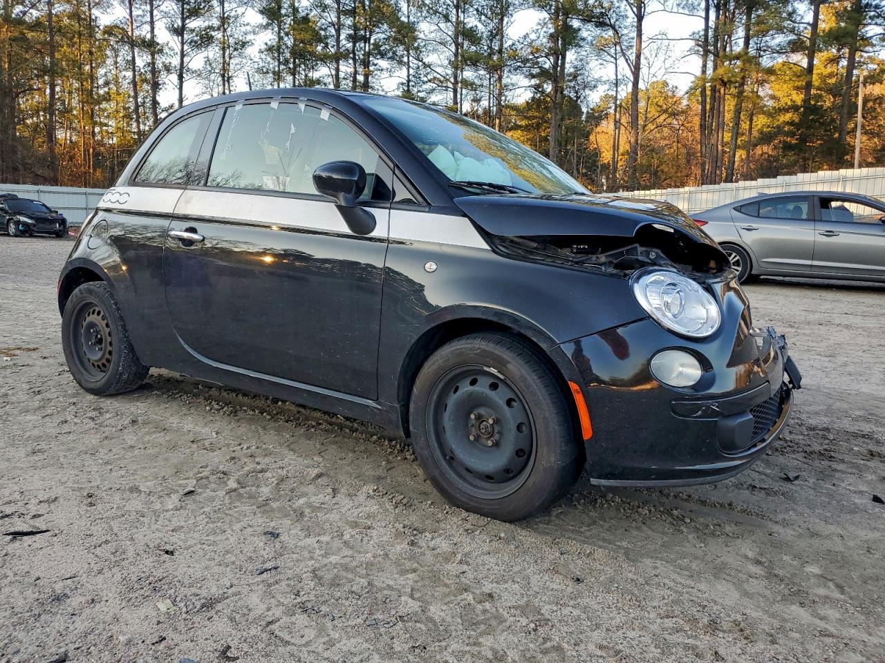 2015 FIAT 500 POP photo 7