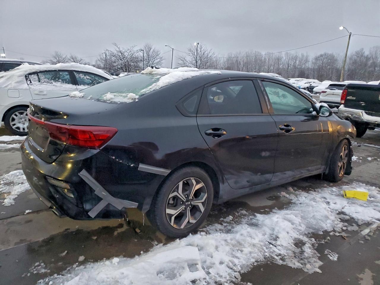 2021 KIA FORTE photo 3