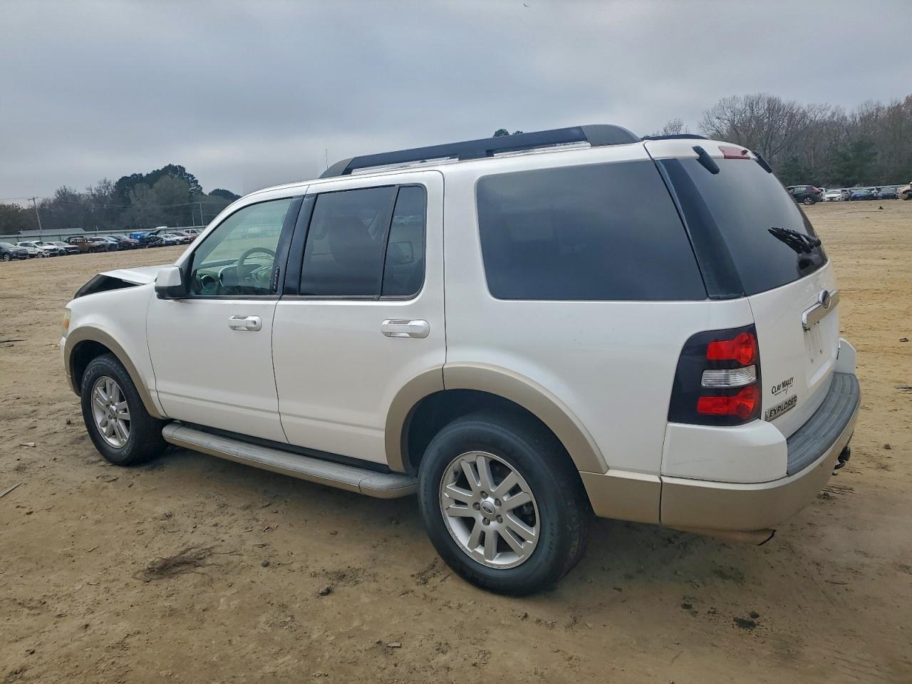 2010 FORD EXPLORER EDDIE BAUER photo 2