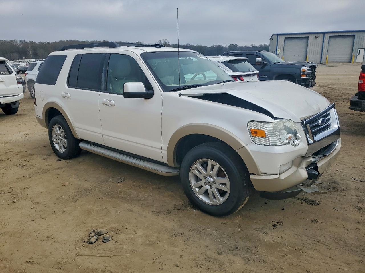 2010 FORD EXPLORER EDDIE BAUER photo 4